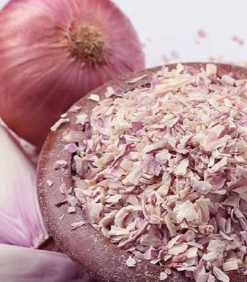 dehydrated-red-onion-chopped